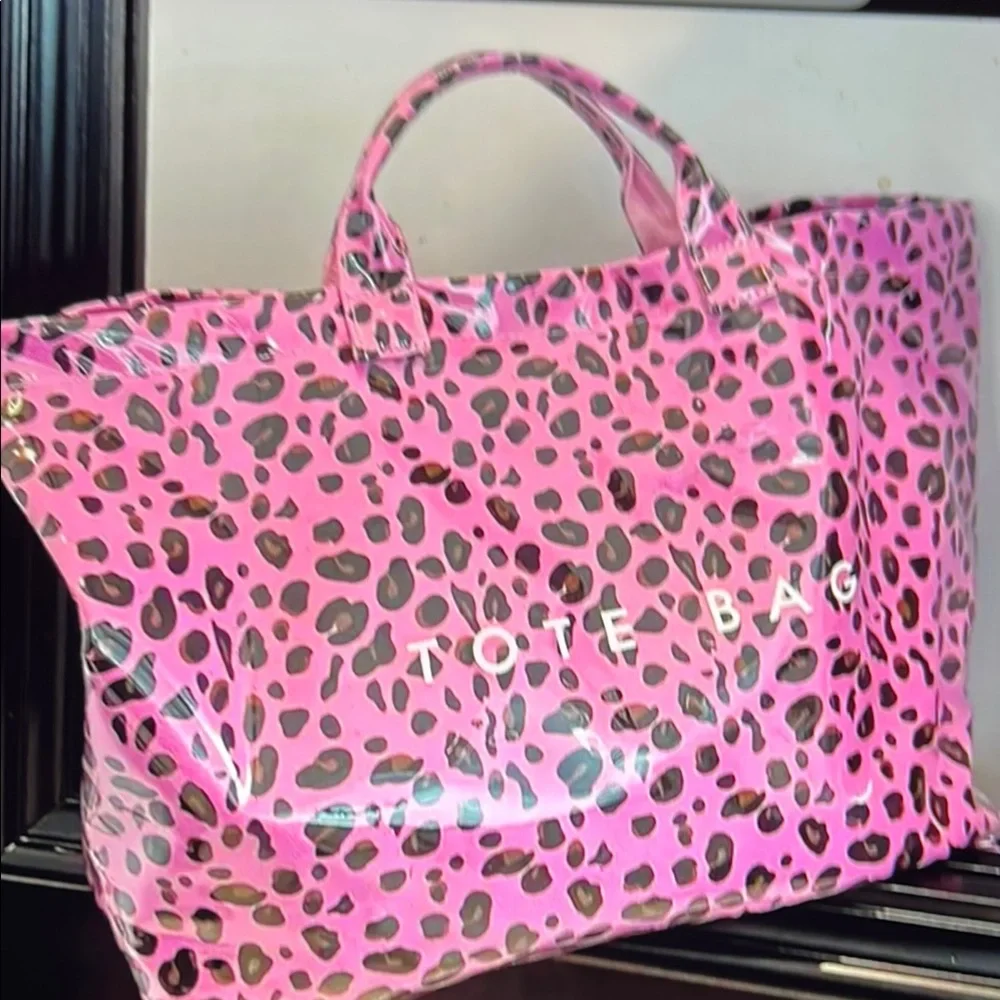 Pink and Black Leopard Print tote bag